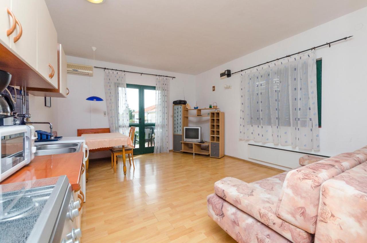 Apartments Katja Τρογκίρ Εξωτερικό φωτογραφία
